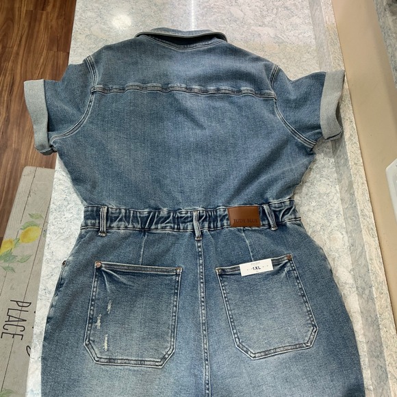 Judy Blue Denim Romper JB150244 MD 1XL Medium Blue Button Front Distressed Short - Picture 13 of 14